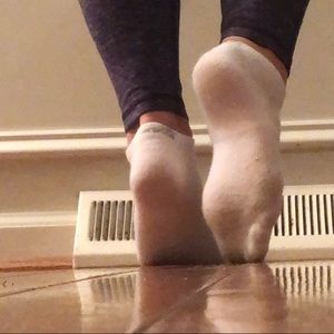 Women’s athletic socks